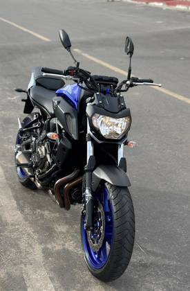 YAMAHA MT-07 ABS YAMAHA MT-07 ABS